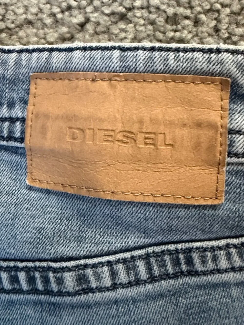 Diesel Men's Buster Model Jeans - Sz. 32x32 - Lt. Blue 084UX Wash - Excel. Cond.